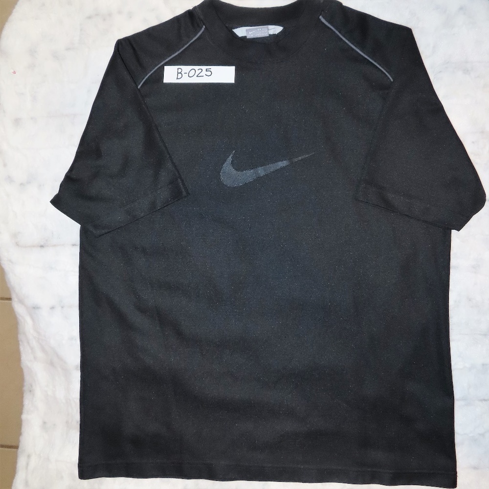 NIKE DRI-FIT MENS BLACK SHIRT WITH NIKE - SIZE MED